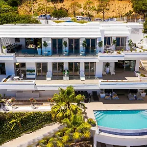 2* Guest house Clifton Yolo Spaces - Clifton Mansion