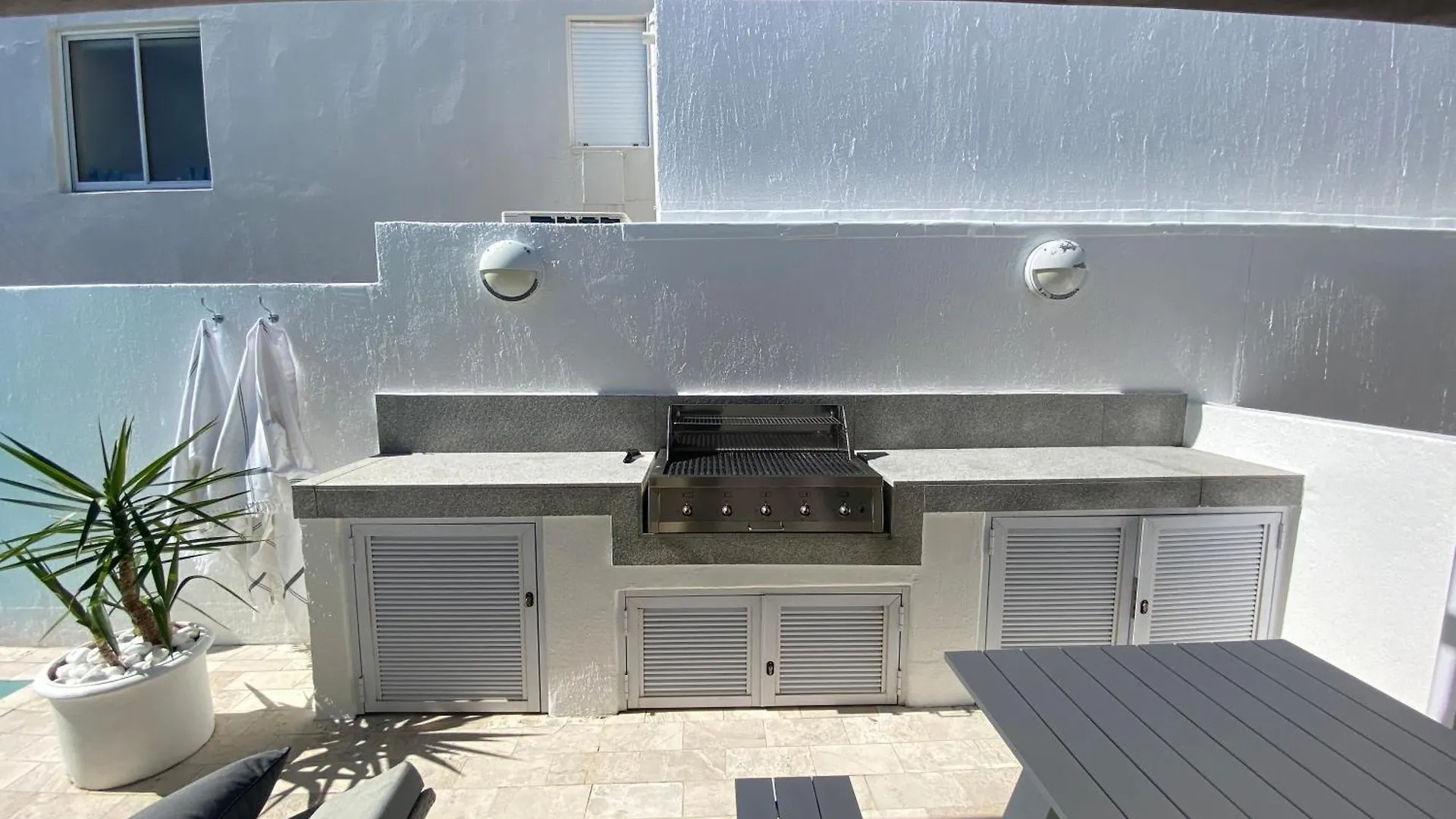 280 Kloof Road Villa Clifton Cape Town 0*,